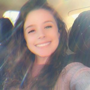 Meet your Posher, Andrea